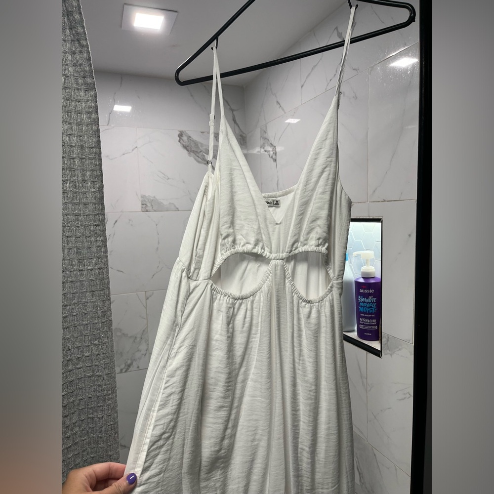 Abercrombie cut out maxi white